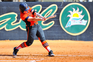 Corinne Ozanne blasted a home run in Syracuse's 6-0 win in the front end of Friday's doubleheader. SU split two games on the day.