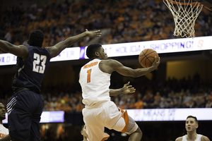 Syracuse defeated North Florida 77-71 on Saturday afternoon.