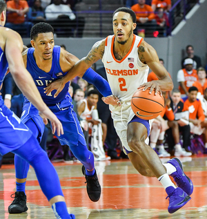 Marcquise Reed leads Clemson with 16.2 points per game. 