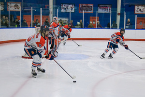 Syracuse ice hockey held on to an early advantage to defeat Mercyhurst 1-0 in game one of the AHA Semifinals. 